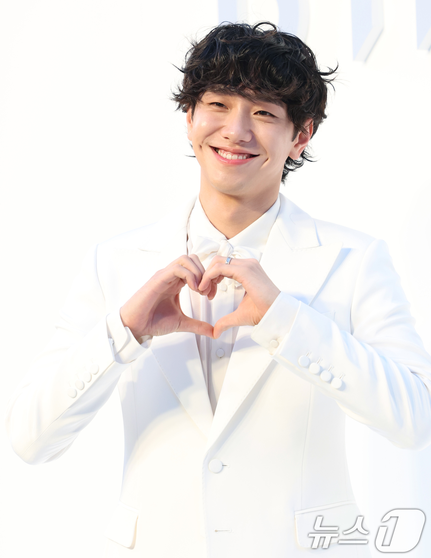 (서울=뉴스1) 권현진 기자 = 배우 남윤수가 26일 서울 성동구 XYZ SEOUL에서 열린 바이레도(BYREDO) 팝업 전시회 'Page Blanche 서울'에 참석하고 있다. …