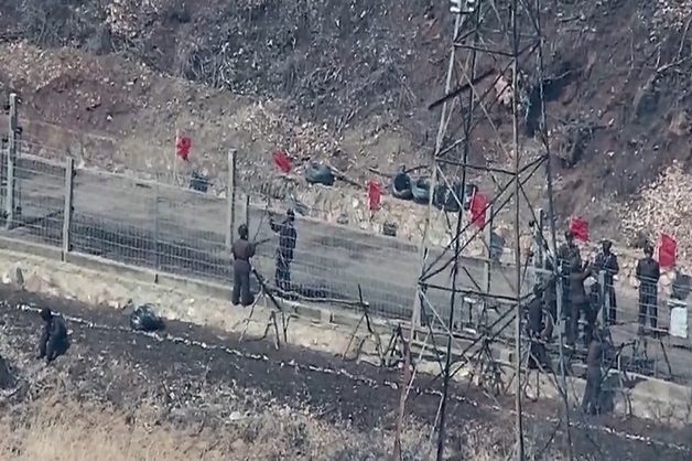 北, MDL 넘어 남측에 '지뢰밭' 조성했나…MDL 10~15m 넘어와