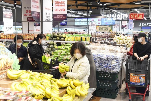 홈플러스 센텀시티점, '메가 푸드 마켓 라이브' 리뉴얼 개장