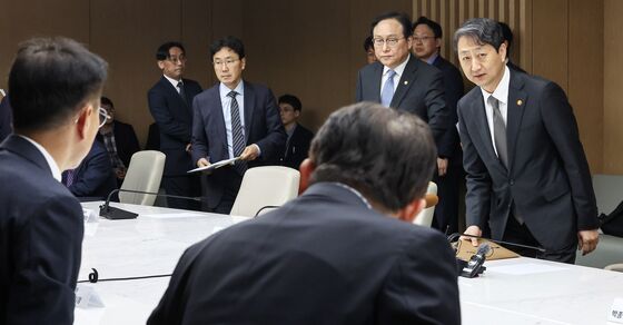 트럼프 '車 25% 관세' 예고에 산업부 "4월 자동차 비상대책 발표"