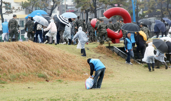 제주도, 해양쓰레기 대응 환경지킴이 늘리고 플로깅 활성화