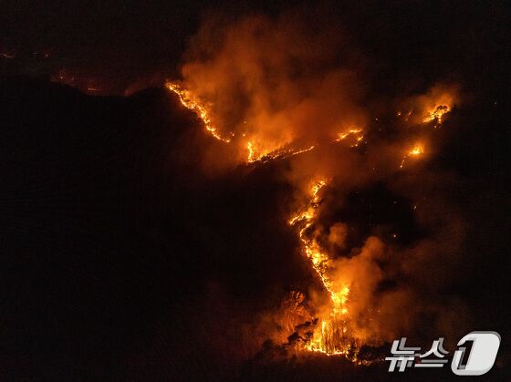 의성 산불 '축구장 6만4500개' 사상최대 피해 면적…진화 시간은?
