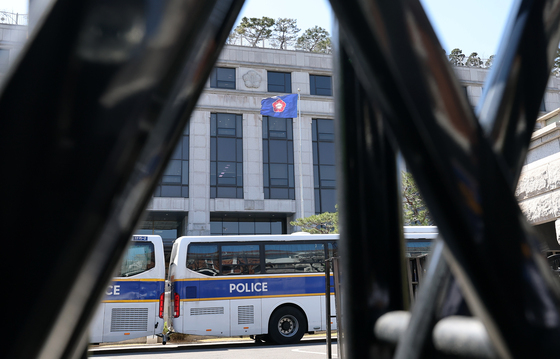 헌재, '스토킹 의혹' 연구관 견책 처분…설립 후 성 비위 첫 징계