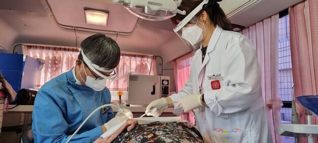 치협, 산불 이재민 찾아가 의료봉사…"조금이라도 힘 됐으면"