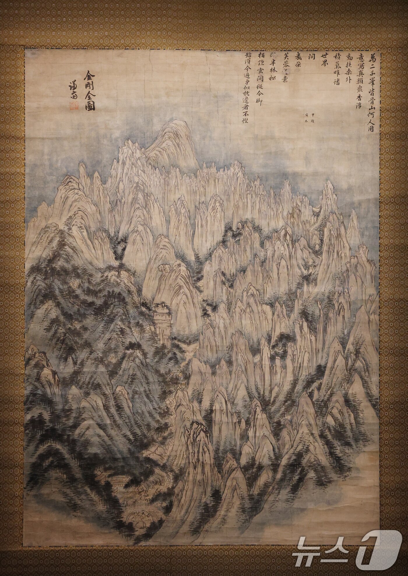 본문 이미지 -  겸재 정선(1676∼1759)이 내금강의 모습을 그린 작품인 '금강전도' /뉴스1 ⓒ News1 김영운 기자