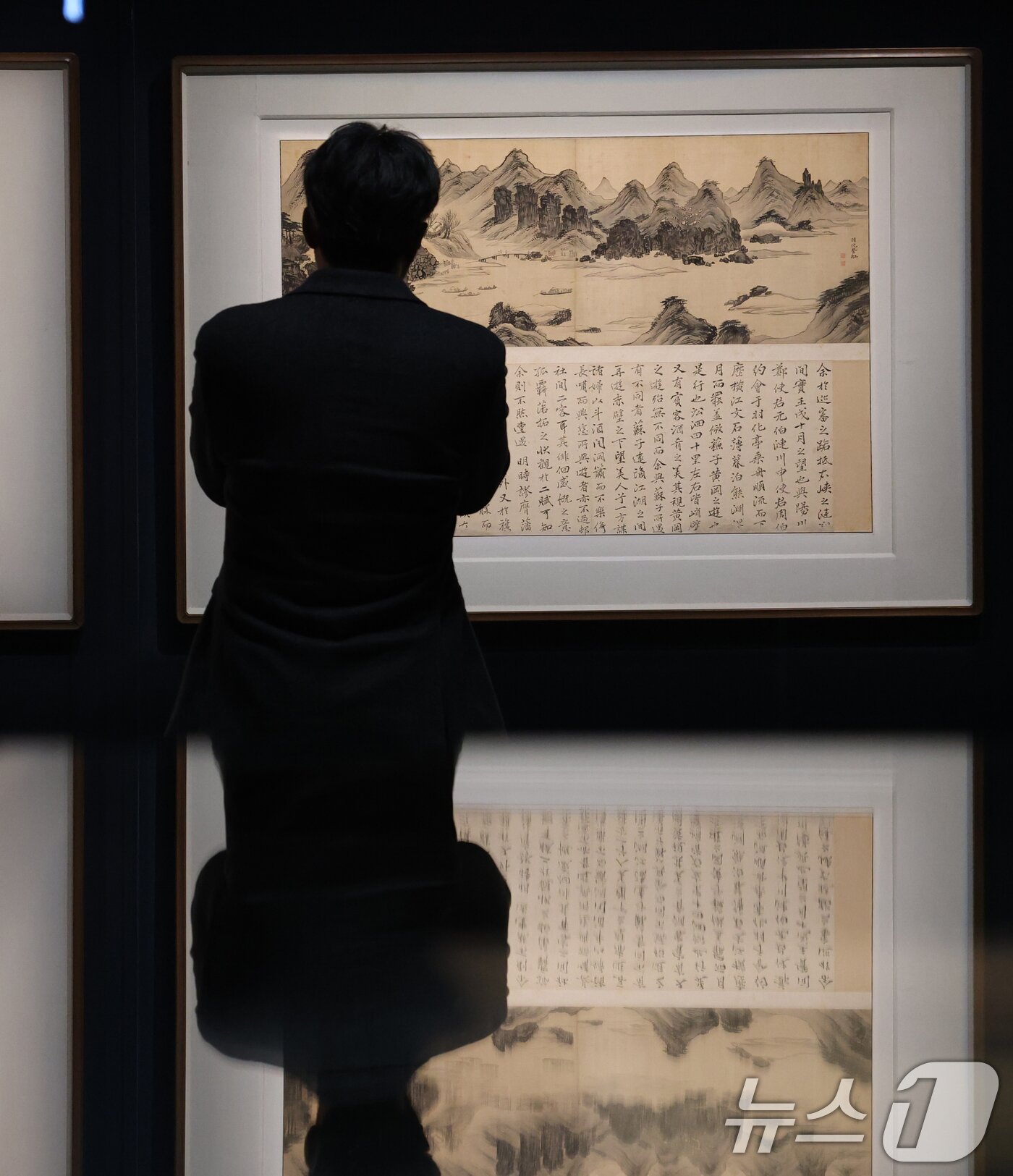 본문 이미지 - 31일 오전 경기 용인시 처인구 호암미술관에 겸재 정선의 작품이 전시돼 있다. 2025.3.31/뉴스1 ⓒ News1 김영운 기자