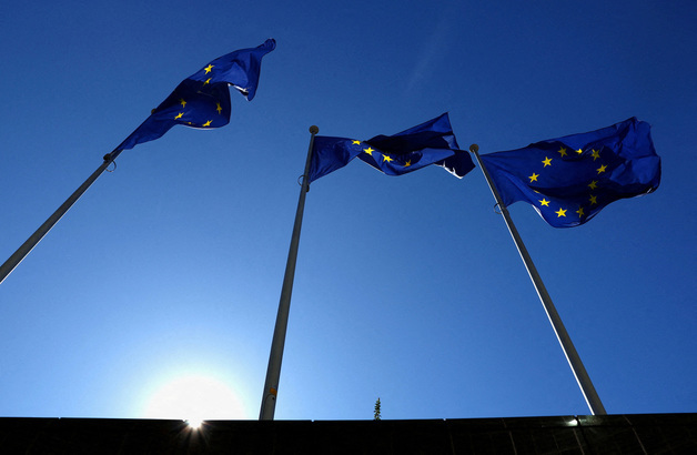 EU, 달러 스테이블코인 견제…'미카법' 개정 추진