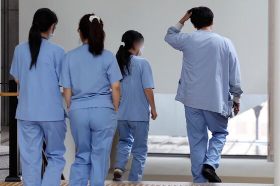 매년 신규 간호사 수 60%만큼 경력 떠난다…"근무여건 악화"