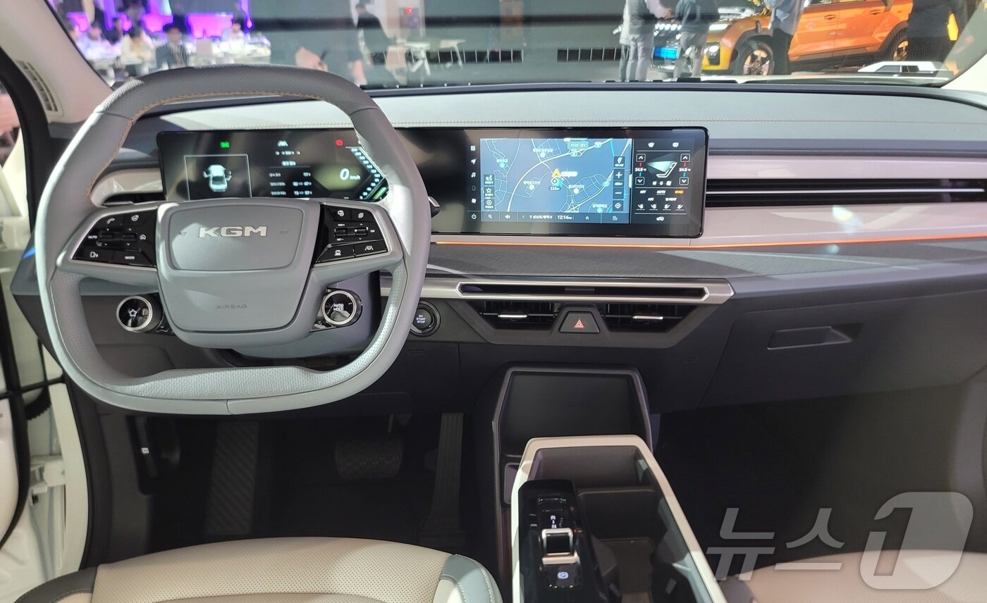 본문 이미지 -  무쏘EV 1열  ⓒ News1 박기범 기자