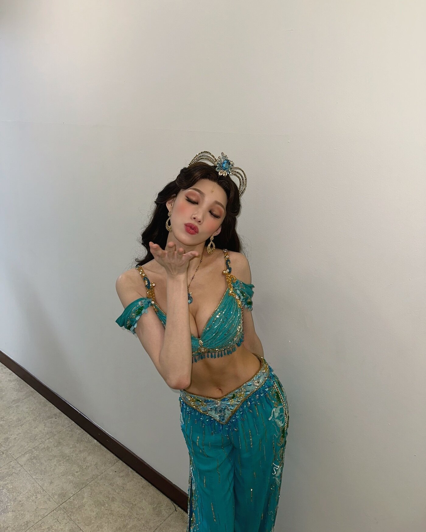 본문 이미지 - 사진=이성경 인스타그램