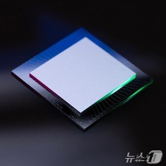 AWS quantum computing chip Ocelot
