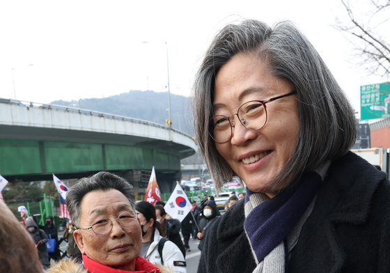 '이재명 두 아들 군면제' 이수정 벌금 500만원 구형