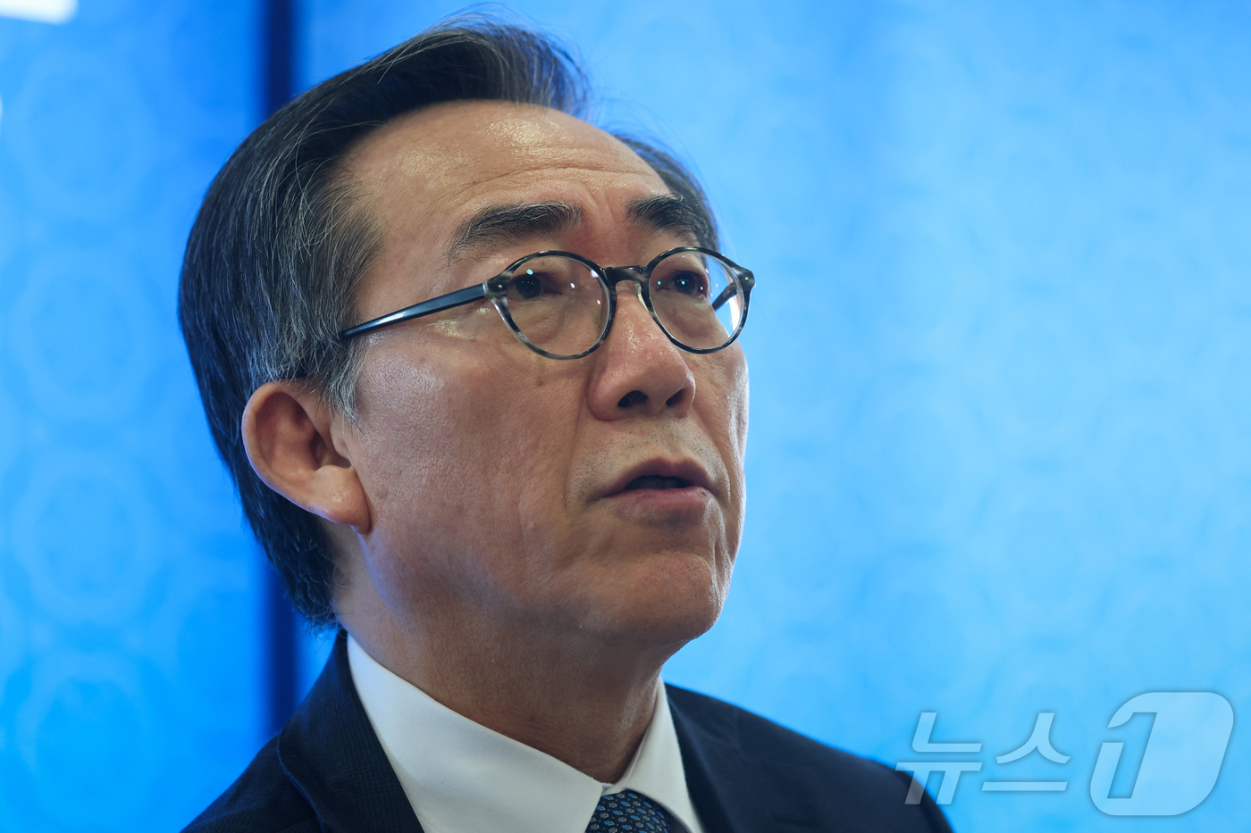 (파리=뉴스1) 이준성 기자 = 폴란드에 이어 프랑스를 공식 방문 중인 조태열 외교부 장관이 7일(현지시간) 프랑스 파리 풀만 호텔에서 열린 특파원 간담회에서 발언하고 있다. 20 …