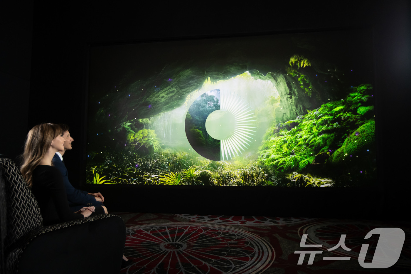 (서울=뉴스1) = 삼성전자는 오는 3일(현지시간)까지 미국 라스베이거스에서 열리는 세계 최대 영화 산업 박람회 '시네마콘 2025'에서 시네마 LED 스크린 '오닉스' 신제품을 …