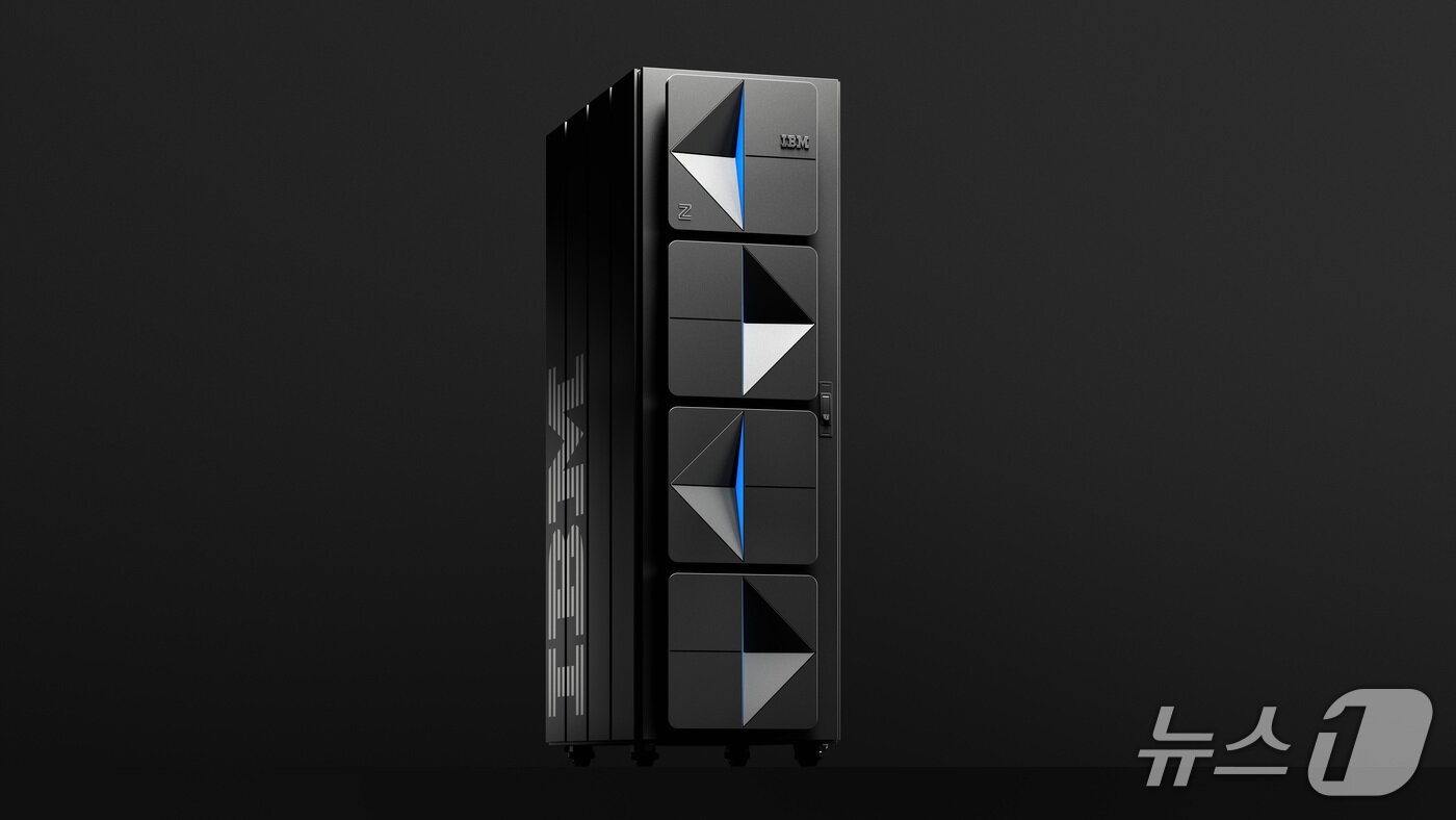 본문 이미지 - IBM 차세대 메인프레임 시스템 IBM z17(IBM 제공)
