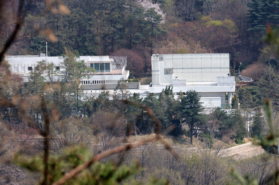 '관저 이전 의혹' 김오진 전 국토부 1차관 16일 구속 기로