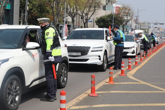 제주자치경찰, 설 명절 음주 운전 단속 강화
