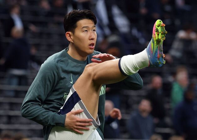'부상' 손흥민 "경기장에서 곧 만나요"…복귀 암시