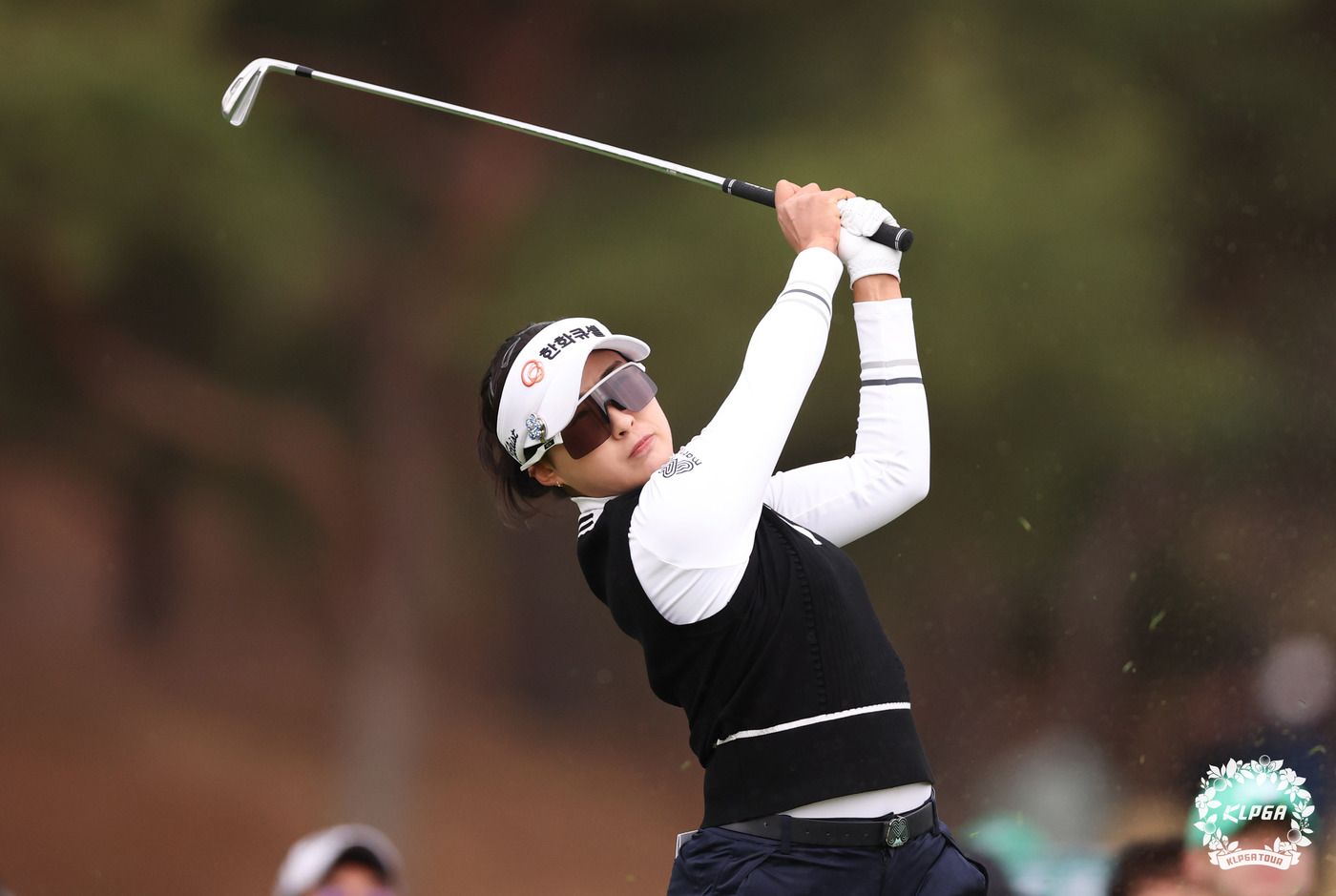 (서울=뉴스1) = 김민주가 13일 경북 구미 골프존카운티선산CC에서 열린 'iM금융오픈' FR 2번 홀에서 티샷하고 있다. (KLPGT 제공. 재판매 및 DB 금지)  2025. …