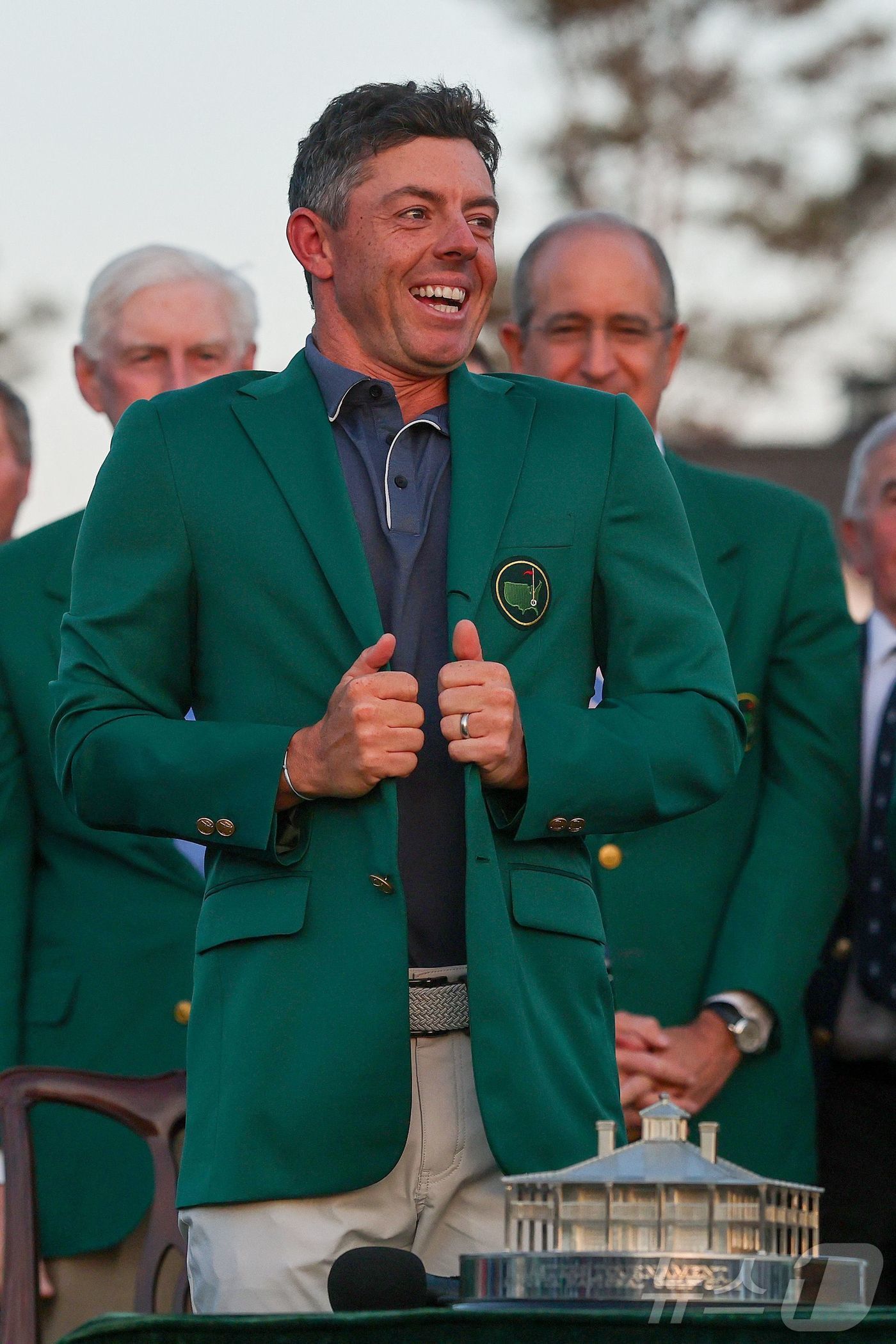 (오거스타 AFP=뉴스1) 우동명 기자 = 북아일랜드의 로리 매킬로이가 13일(현지시간) 조지아주 오거스타 내셔널 골프클럽에서 열린 제89회 마스터스 토너먼트 연장서 17번째 도전 …