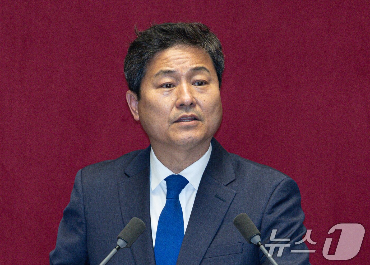 본문 이미지 - 김영배 더불어민주당 의원이 14일 오후 서울 여의도 국회에서 열린 제424회 국회(임시회) 제2차 본회의에 정치·외교·통일·안보에 관한 질문을 하고 있다. 2025.4.14/뉴스1 ⓒ News1 이재명 기자