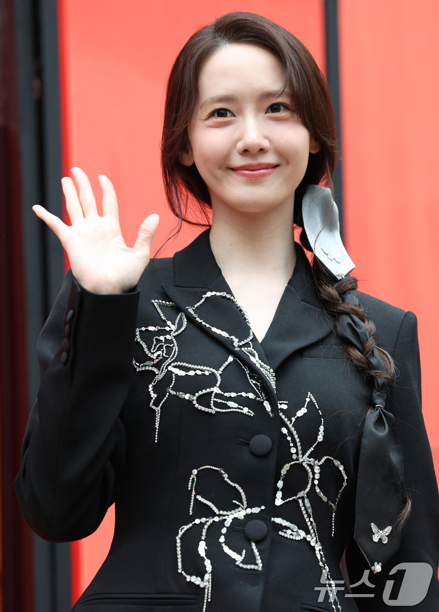 (서울=뉴스1) 권현진 기자 = 배우 겸 가수 임윤아(소녀시대 윤아)가 14일 오후 서울 성북구 한국가구박물관에서 열린 설화수 글로벌 컬처트립 홀리스틱 나이트 행사에 참석해 포즈를 …