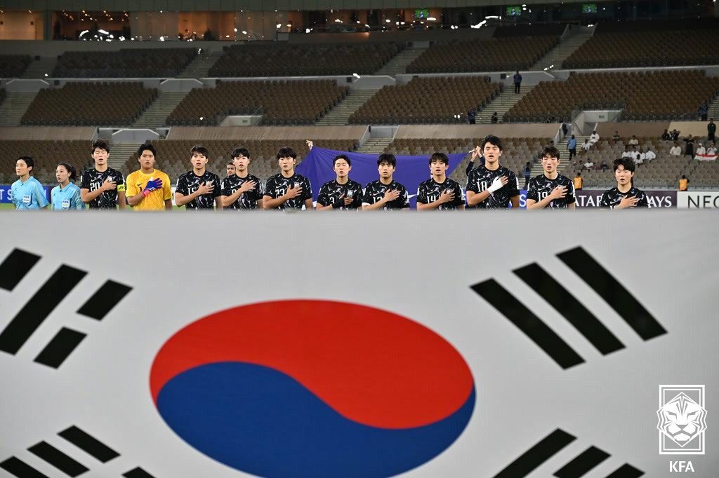 본문 이미지 - 우리나라를 대표하는 '막내 대표팀'이다. 팬들의 사랑과 응원이 필요하다. (대한축구협회 제공)
