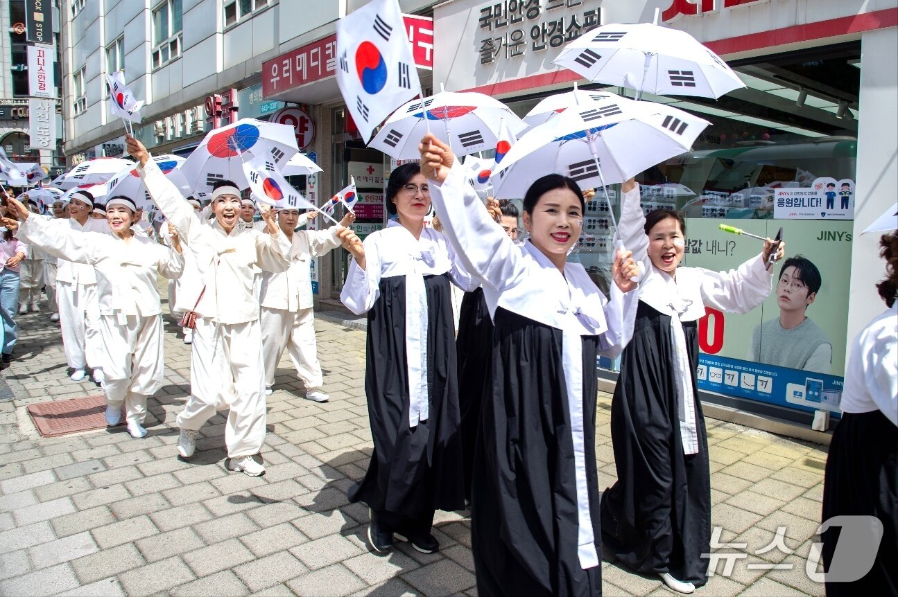 본문 이미지 - 지난해 제천 '3·1절 독립만세운동' (제천문화원 제공)/뉴스1