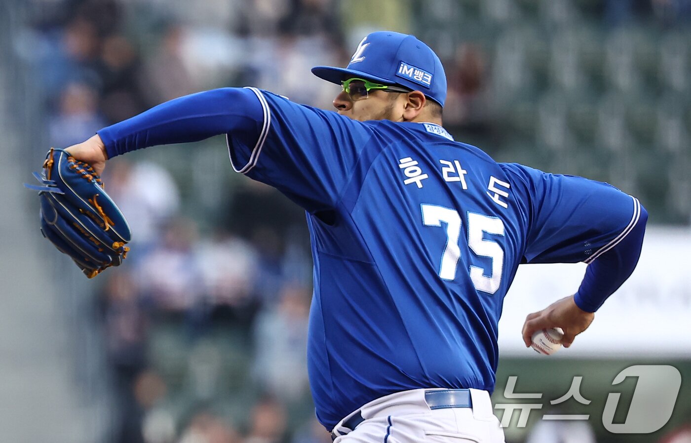 본문 이미지 - 삼성 라이온즈 외국인 투수 아리엘 후라도. 2025.4.15/뉴스1 ⓒ News1 김도우 기자