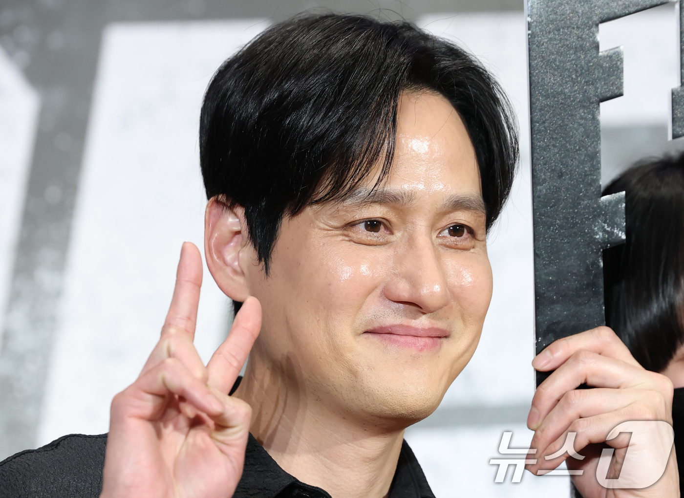 (서울=뉴스1) 권현진 기자 = 배우 박해준이 15일 서울 강남구 메가박스 코엑스에서 열린 영화 '야당'(감독 황병국) 쇼케이스에 참석해 포즈를 취하고 있다.‘야당’은 대한민국 마 …