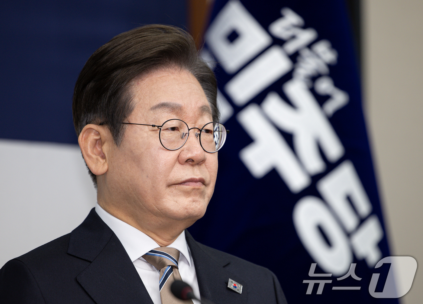 (서울=뉴스1) 이재명 기자 = 이재명 더불어민주당 대선 경선 후보가 16일 서울 여의도 국회에서 열린 공명선거 실천 협약식에 참석해 있다. 2025.4.16/뉴스1