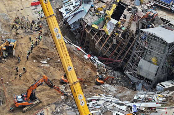 '신안산선 붕괴' 인재로…포스코이앤씨 "깊이 사과" 안전관리 혁신