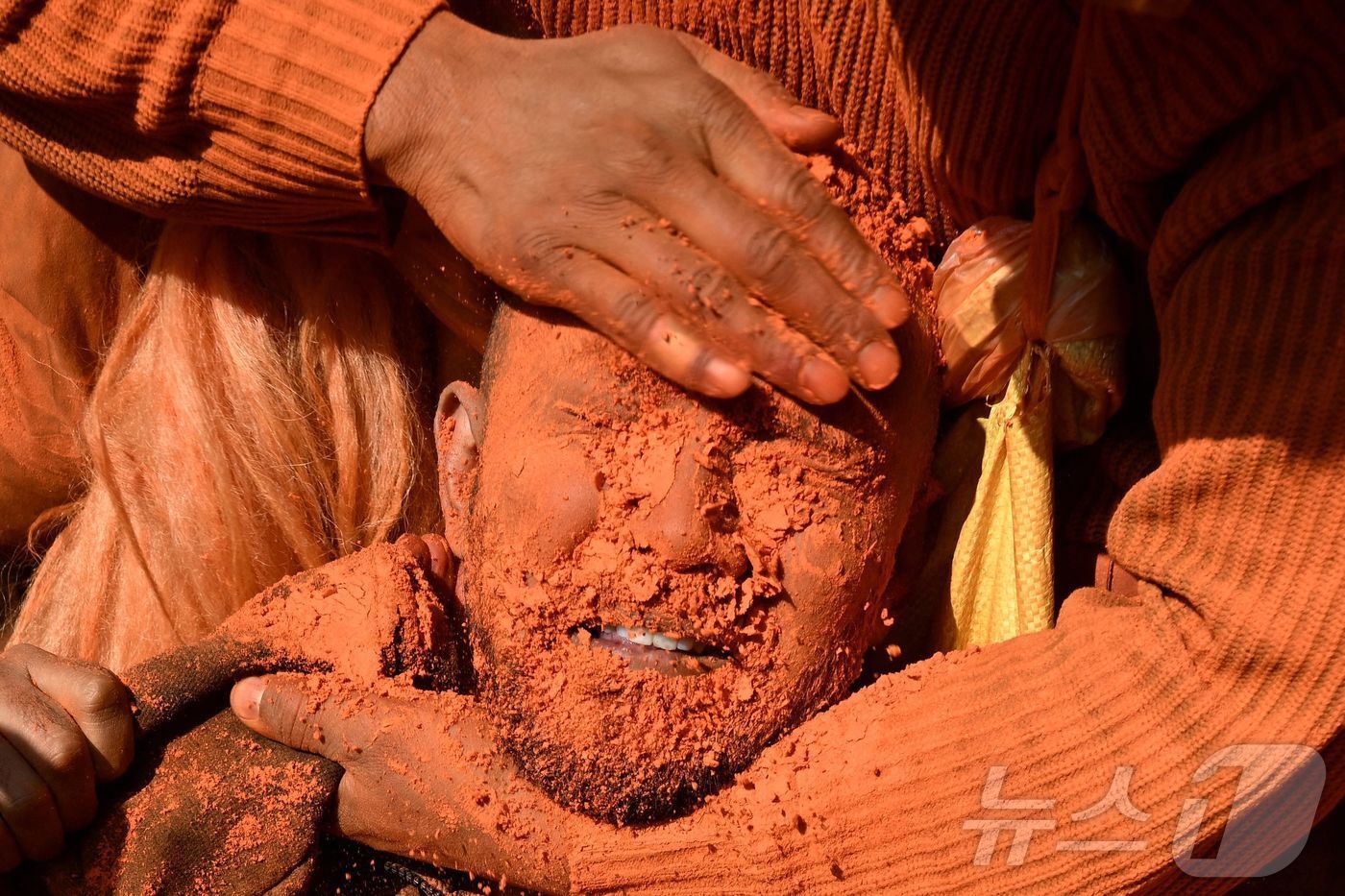 본문 이미지 - TOPSHOT-NEPAL-FESTIVAL-NEW YEAR ⓒ AFP=뉴스1