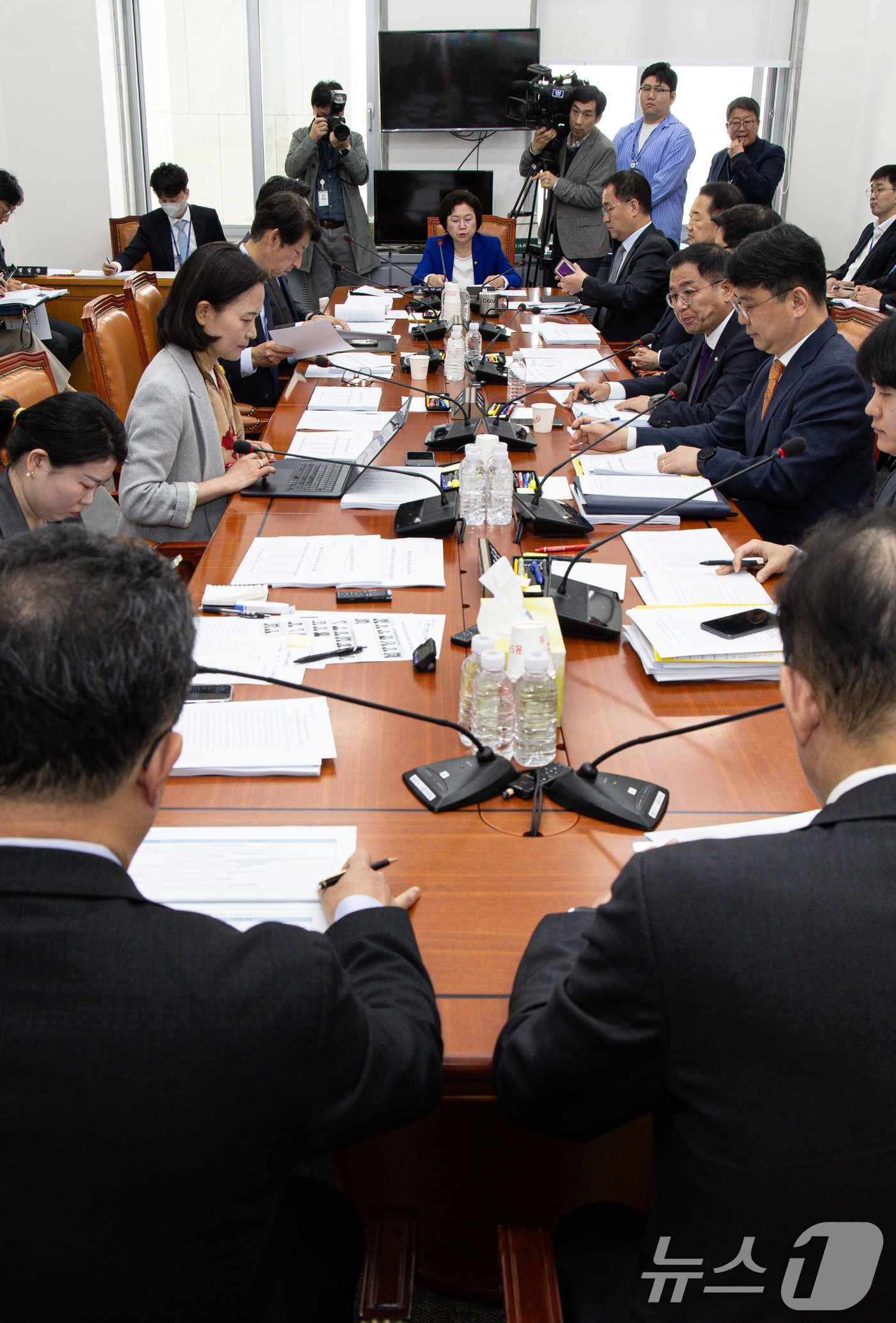 (서울=뉴스1) 이재명 기자 = 17일 오전 서울 여의도 국회에서 과학기술정보방송통신위원회 제1차 정보통신방송법안심사소위원회가 열리고 있다. 2025.4.17/뉴스1