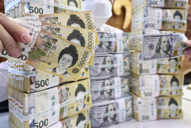 11월 통화량 증가세 멈춤…수익증권 제외 새 기준 적용 효과