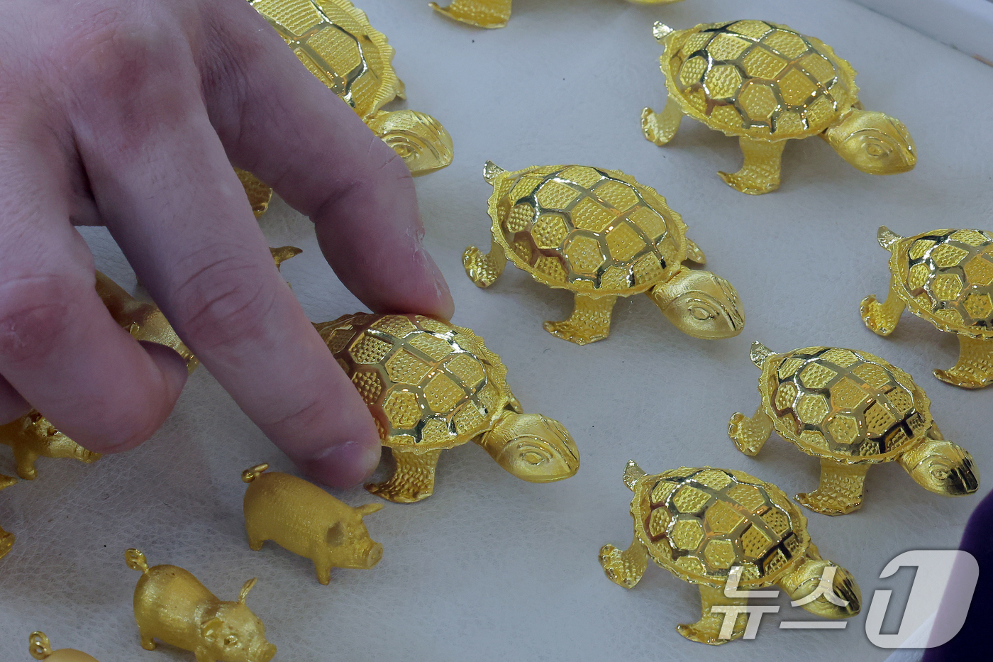 금 현물·선물 또 사상 최고 - 뉴스1