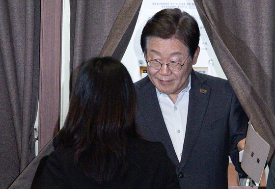 '대통령실 세종 이전' 공약에…계룡건설·성신상회우 '上'[핫종목]