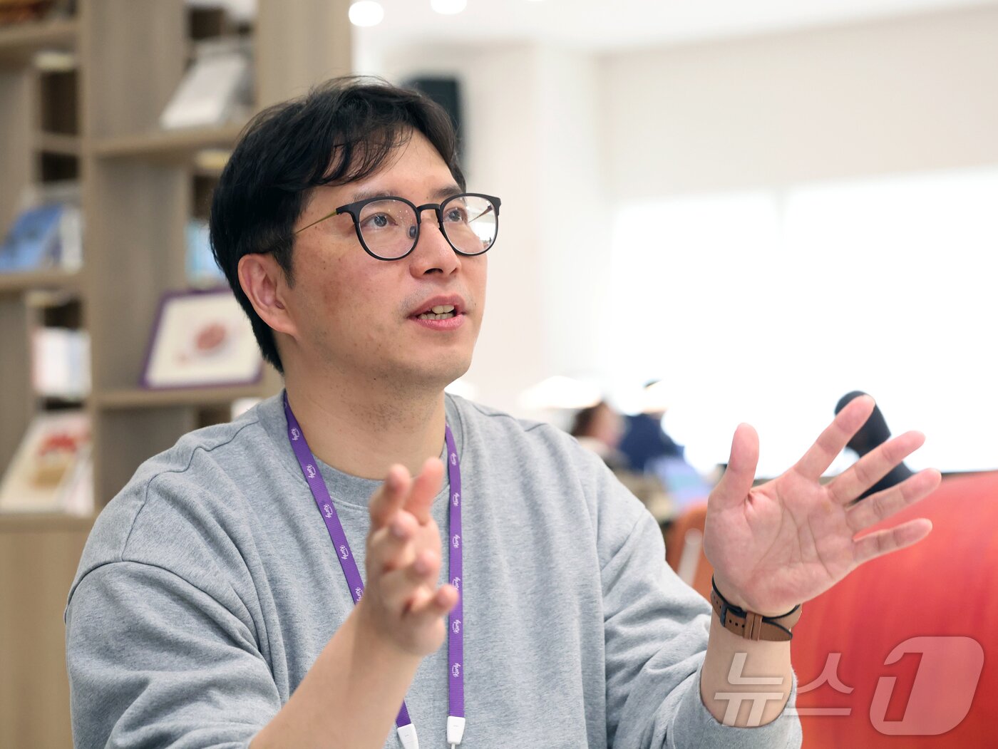 본문 이미지 - 정보우 컬리 가정간편식(HMR) 그룹장이 17일 오후 서울 강남구 컬리 사무실에서 뉴스1과 인터뷰를 하고 있다. 2025.4.17/뉴스1 ⓒ News1 황기선 기자