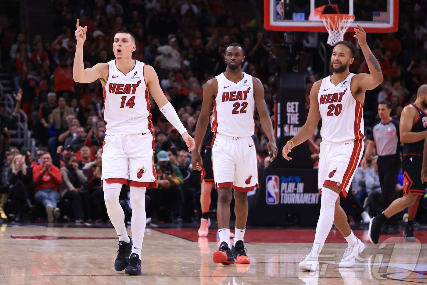 본문 이미지 - NBA 마이애미가 플레이 인 토너먼트에서 시카고를 꺾었다.ⓒ AFP=뉴스1
