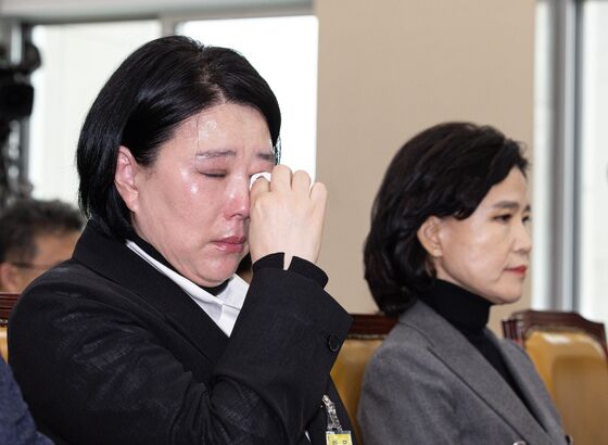 [뉴스1 PICK]국회 찾은 故 오요안나 어머니 "진실규명 부탁" 눈물 호소