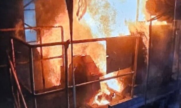 울산 비철금속 공장서 불 20분만에 진화…인명피해 없어
