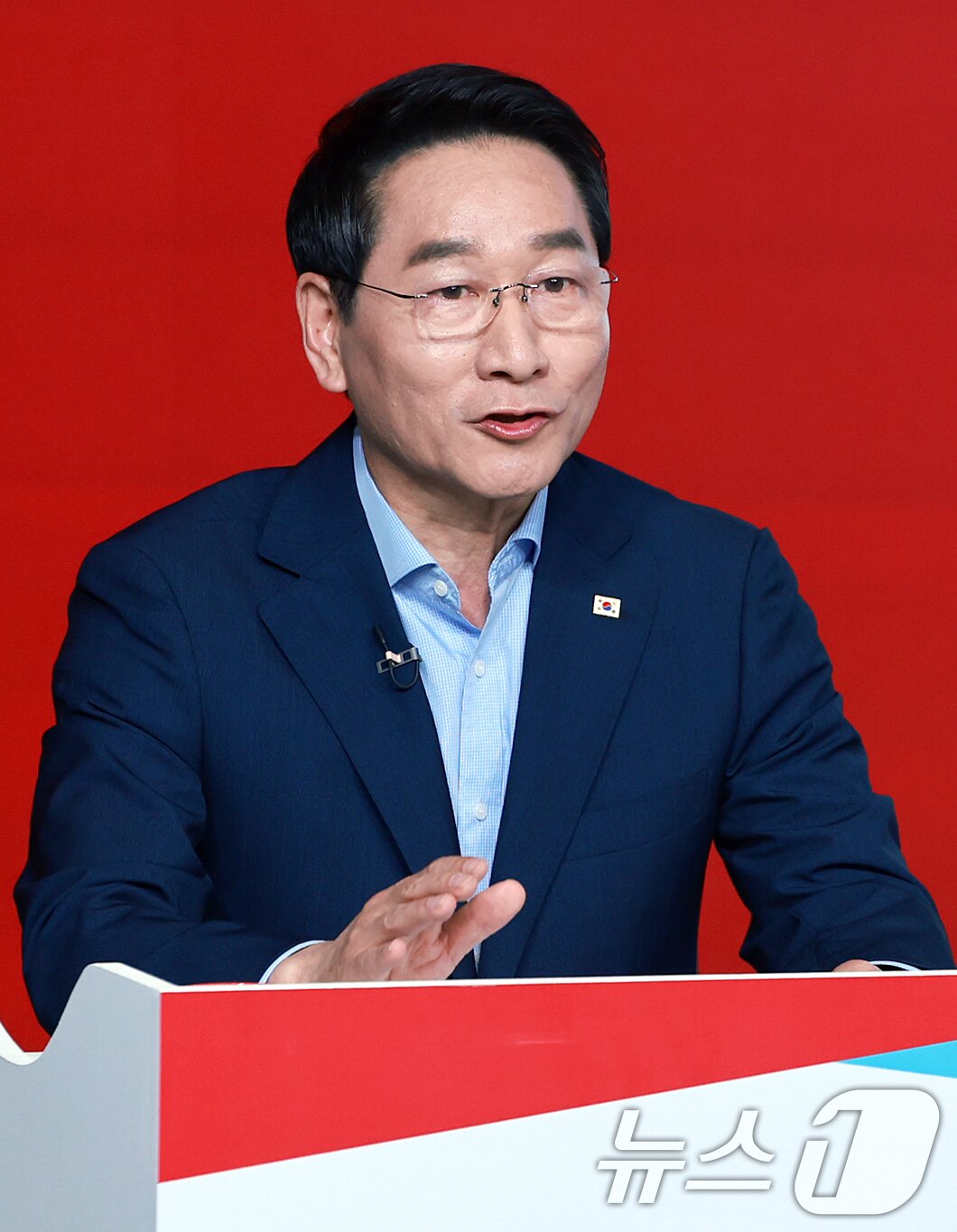 본문 이미지 - 유정복 국민의힘 대선 경선 후보가 19일 오후 서울 강서구 ASSA아트홀에서 열린 국민의힘 &#39;제21대 대통령후보자 1차 경선 조별 ‘토론회에서 발언하고 있다. 2025.4.19/뉴스1 ⓒ News1 김진환 기자