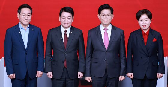 김문수 "연금 2차개혁"…안철수 "보건복지부 나눠 청년부 포함"