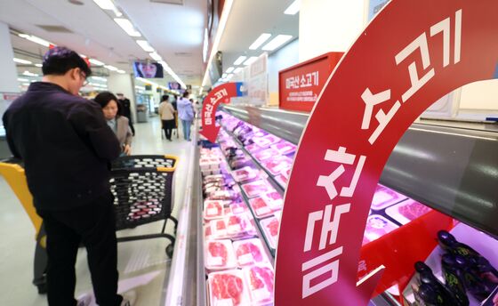 美 농산물 개방 요구에 정부 "전략적으로 판단"…농업계는 반발