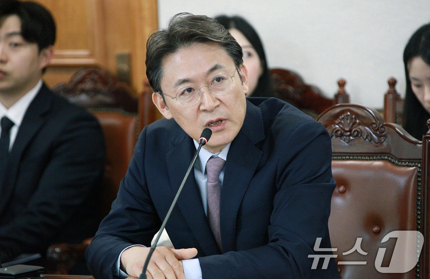 (서울=뉴스1) = 권대영 금융위원회 사무처장이 2일 서울 중구 은행회관에서 열린 '은행연합회, 금융위원회, 중소벤처기업부, 소상공인 컨설팅 공공기관 및 민간기업과 소상공인 컨설팅 …