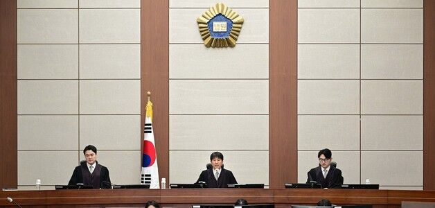 김용현 공판 비공개 비판…재판부 "자꾸 논란, 가급적 공개"(종합)