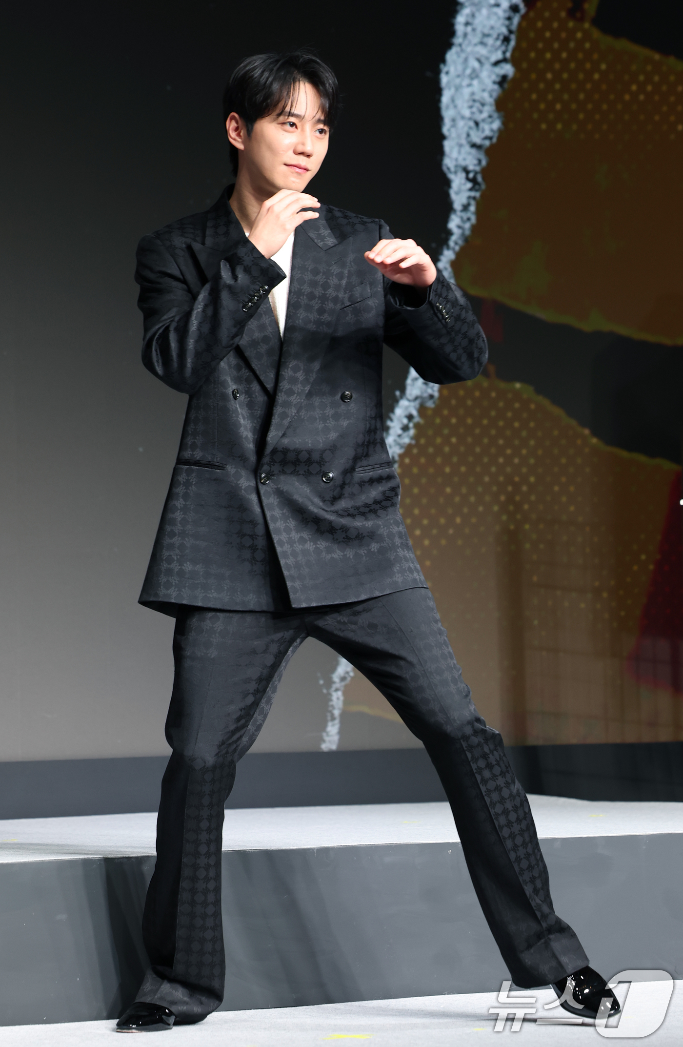 (서울=뉴스1) 권현진 기자 = 배우 이준영이 21일 서울 마포구 호텔 나루 엠갤러리에서 진행된 넷플릭스 시리즈 '약한영웅 Class 2' 제작발표회에 참석해 포즈를 취하고 있다. …