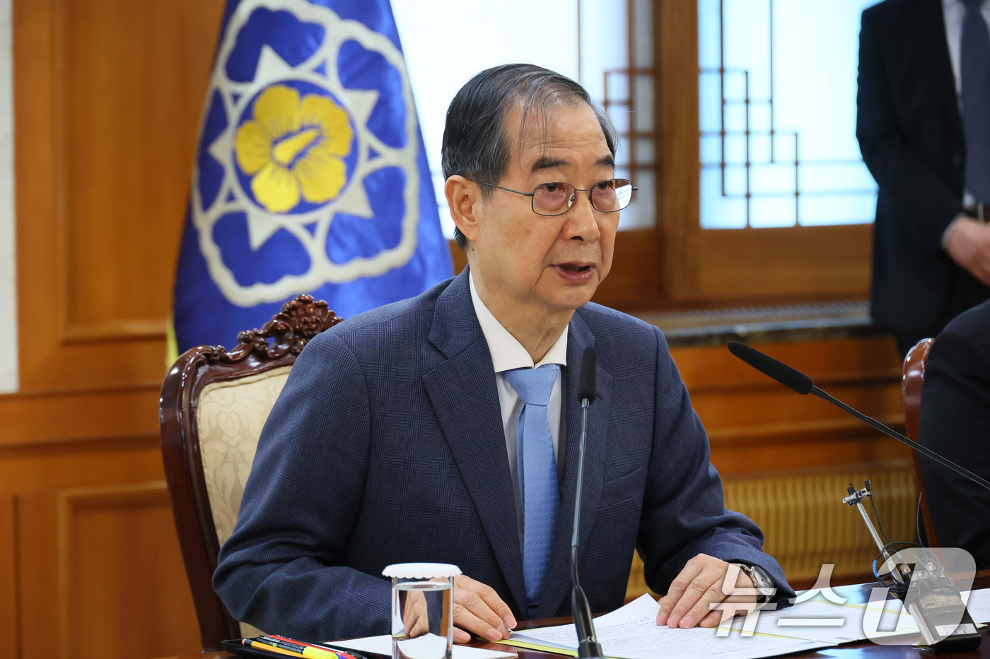 (서울=뉴스1) 임세영 기자 = 한덕수 대통령 권한대행 국무총리가 21일 서울 종로구 정부서울청사에서 열린 경제안보전략 TF 회의에서 발언하고 있다. (총리실 제공, 재판매 및 D …