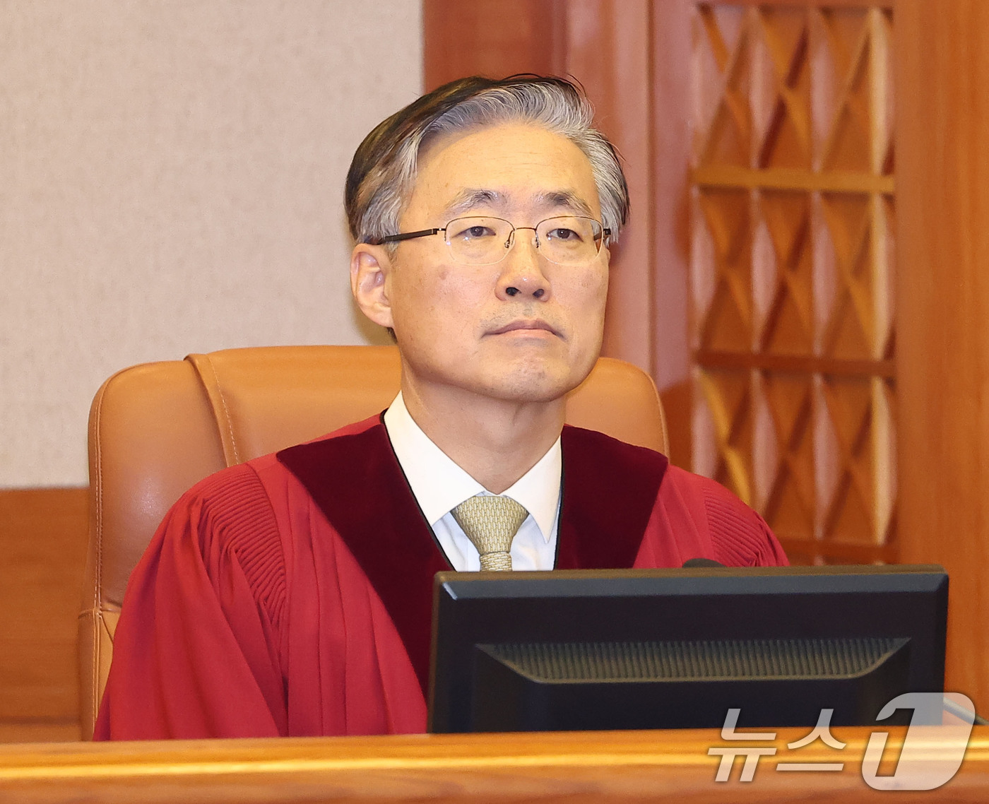 (서울=뉴스1) = 헌법재판소는 21일 재판관회의를 열고 김형두 헌법재판관(60·사법연수원 19기)을 헌법재판소장 권한대행으로 선출했다고 밝혔다. 2025.4.21/뉴스1 DB