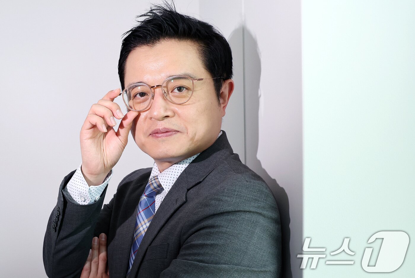 본문 이미지 - 정대진 한라대 교수가 서울 종로구 뉴스1 본사에서 인터뷰를 갖고 있다. 2025.4.21/뉴스1 ⓒ News1 이동해 기자
